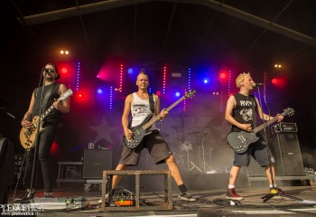 ZSK - Photo by Eylül