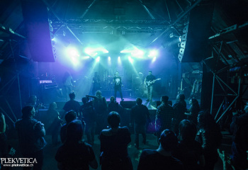 Almøst Human - Photo By Dänu