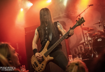 Bloodred Hourglass - Photo By Dänu