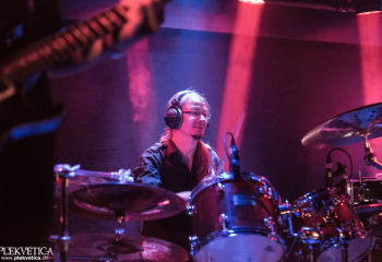 DECEMBRÉ NOIR - Photo by Eylül