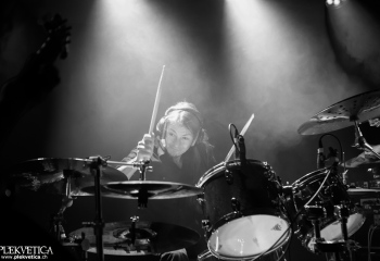 DECEMBRÉ NOIR - Photo by Eylül