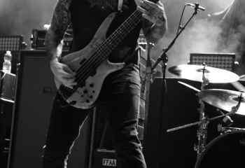 Fit For An Autopsy - Photo By Peti