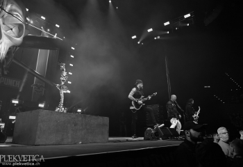 Five Finger Death Punch - Photo By Peti