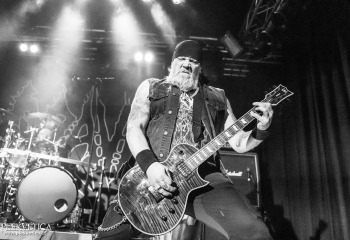 Grave - Photo by Roli