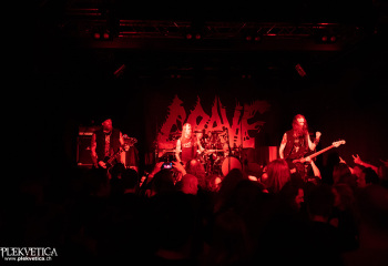 Grave - Photo by Roli