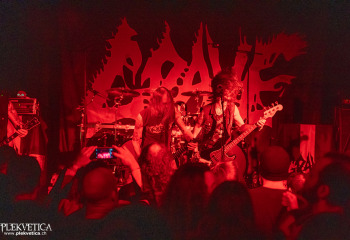 Grave - Photo by Roli