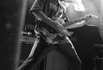 I AM - Photo By Peti