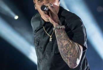 Papa Roach - Photo by Marc