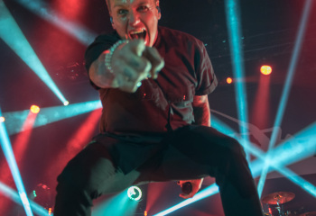 Papa Roach - Photo by Marc