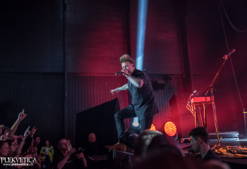 Papa Roach - Photo by Marc