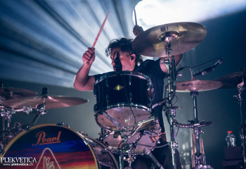 Papa Roach - Photo by Marc