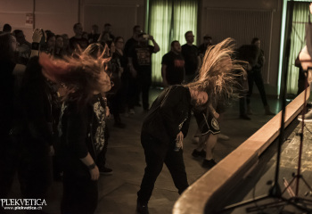 Shadow's Far - Photo By Dänu