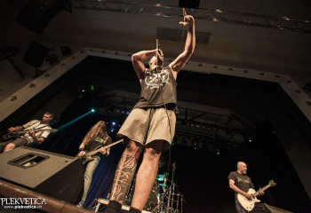 Shadow's Far - Photo By Dänu