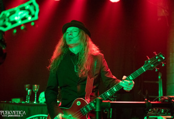 Twin Temple - Photo by Roli