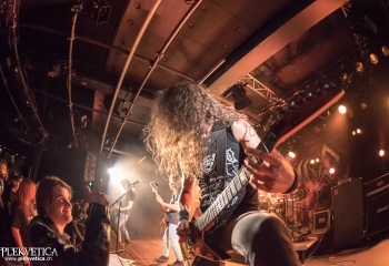 Comaniac  - Photo by Marc