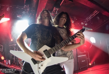 Comaniac  - Photo by Marc