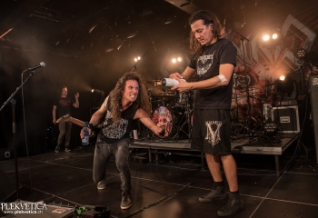 Comaniac  - Photo by Marc