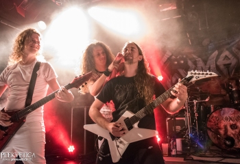 Comaniac  - Photo by Marc