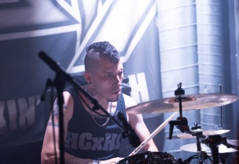 Crisix- Photo by Roli