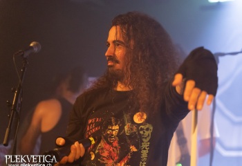 Crisix- Photo by Roli