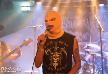 Insanity Alert - Photo by Roli