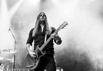 Lucifer - Photo by Roli