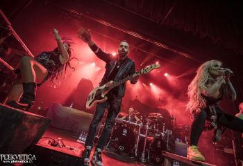 Butcher Babies - Photo by Dänu