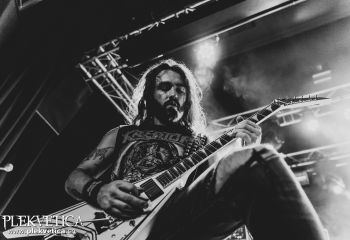 Heathen - Photo by Roli