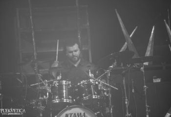 Lorna Shore - Photo by Marc