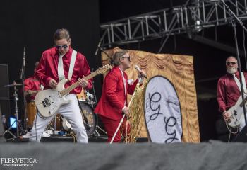 Me First And The Gimme Gimmes - Photo By Dänu