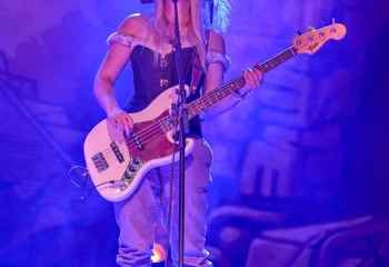 Mr. Hurley und die Pulveraffen - Z7 Pratteln - 09.12.2022 - Photo By Peti