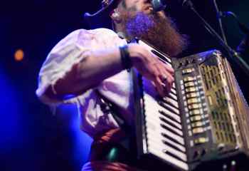 Mr. Hurley und die Pulveraffen - Z7 Pratteln - 09.12.2022 - Photo By Peti