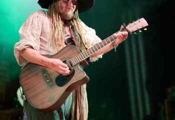 Mr. Hurley und die Pulveraffen - Z7 Pratteln - 09.12.2022 - Photo By Peti