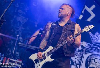 Omnium Gatherum - Photo by Dänu