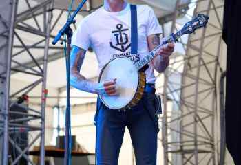 08.07.2022 - The Moorings - Photo By Peti