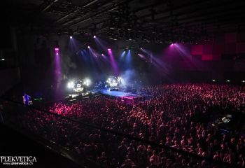 While She Sleeps - Photo by Marc