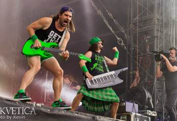 alestorm-wacken-a7403237-sharpenai-softness