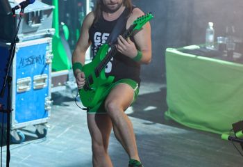 Alestorm - Photo By Peti