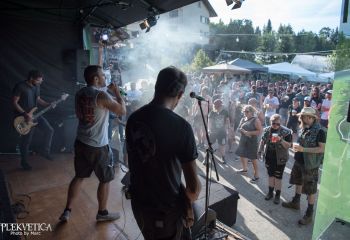 Among Vultures - Photo by Marc