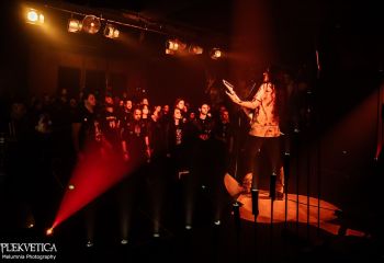 Bedrängnis - Photo by Melumnia Photography