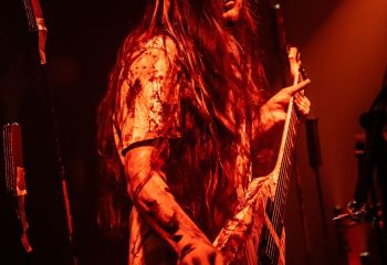 Bedrängnis - Photo by Melumnia Photography