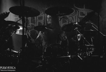 Bedrängnis - Photo by Melumnia Photography