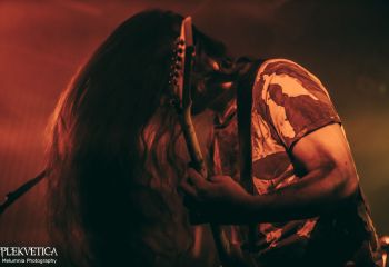 Bedrängnis - Photo by Melumnia Photography