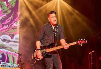 Billy Talent - Photo by Kevin