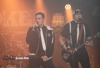 Broken Bass-photo by Michel Varrin