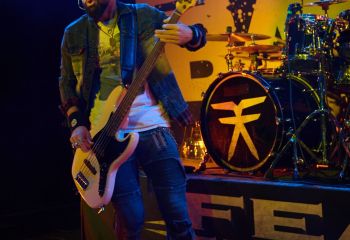 Butcher Babies - Photo By Peti