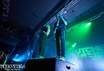 Butcher Babies - Photo by Kevin