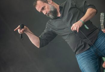 Clutch - Photo by Dänu
