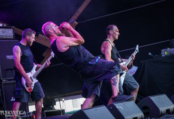 Constraint - Photo by Dänu