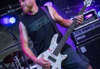 Constraint - Photo by Dänu